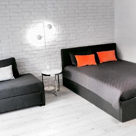 Svoboda Apartament กดัญสก์ ภายนอก รูปภาพ