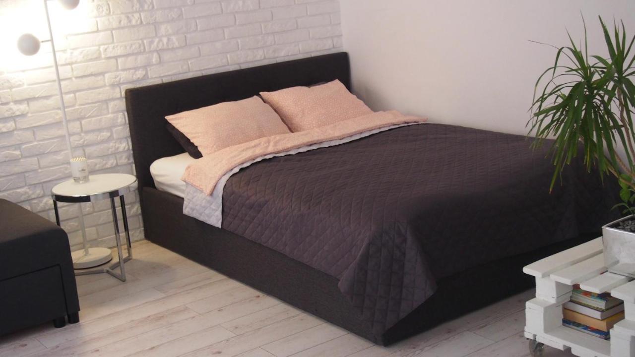 Svoboda Apartament กดัญสก์ ภายนอก รูปภาพ