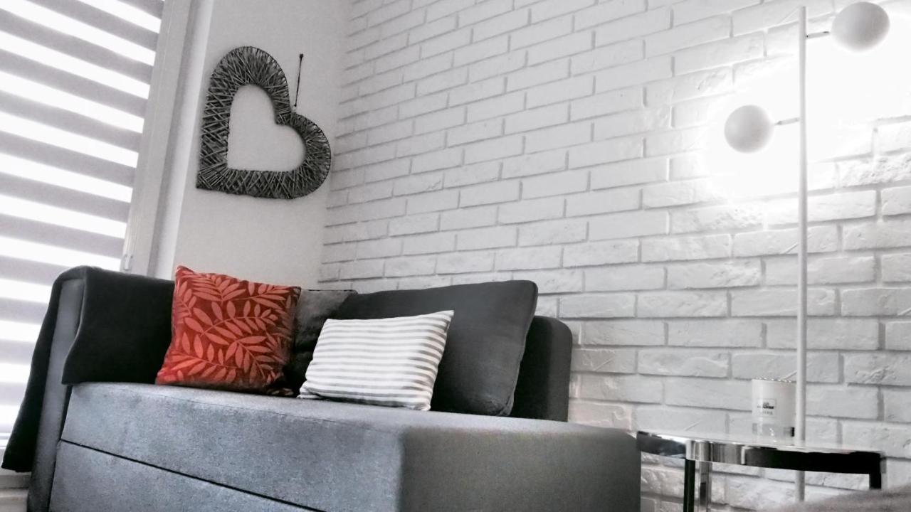 Svoboda Apartament กดัญสก์ ภายนอก รูปภาพ