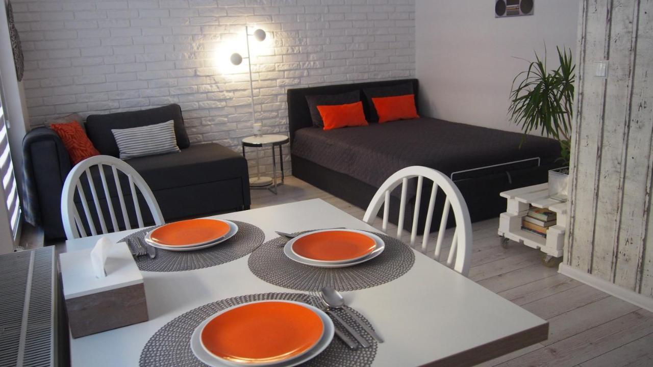 Svoboda Apartament กดัญสก์ ภายนอก รูปภาพ