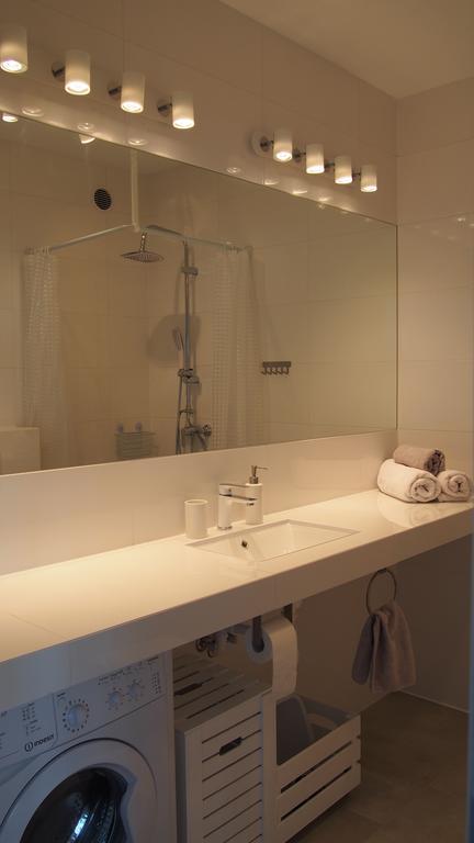 Svoboda Apartament กดัญสก์ ภายนอก รูปภาพ